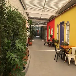 anhembi-hostel.topsaopaulohotels.com/